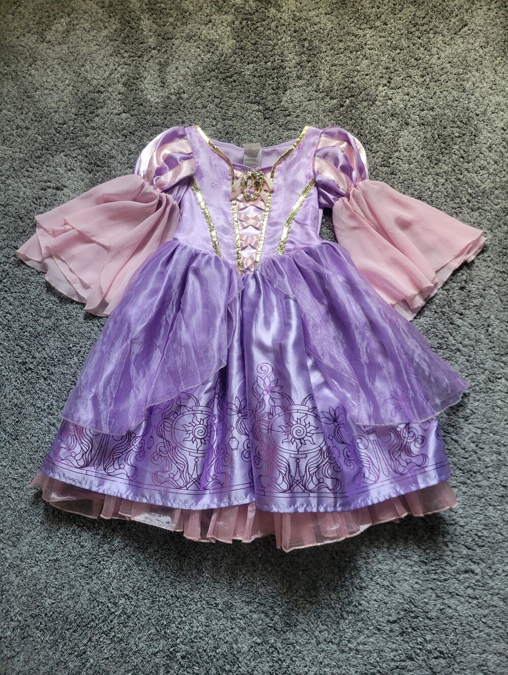 Disney Princess Rapunzel Tangeled Princess Costume Halloween Size 3-4T